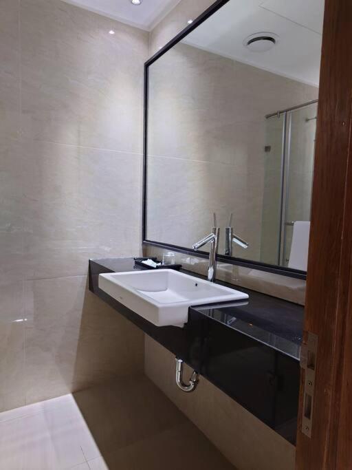 The Rixx Premium Apartment Хошимин Екстериор снимка